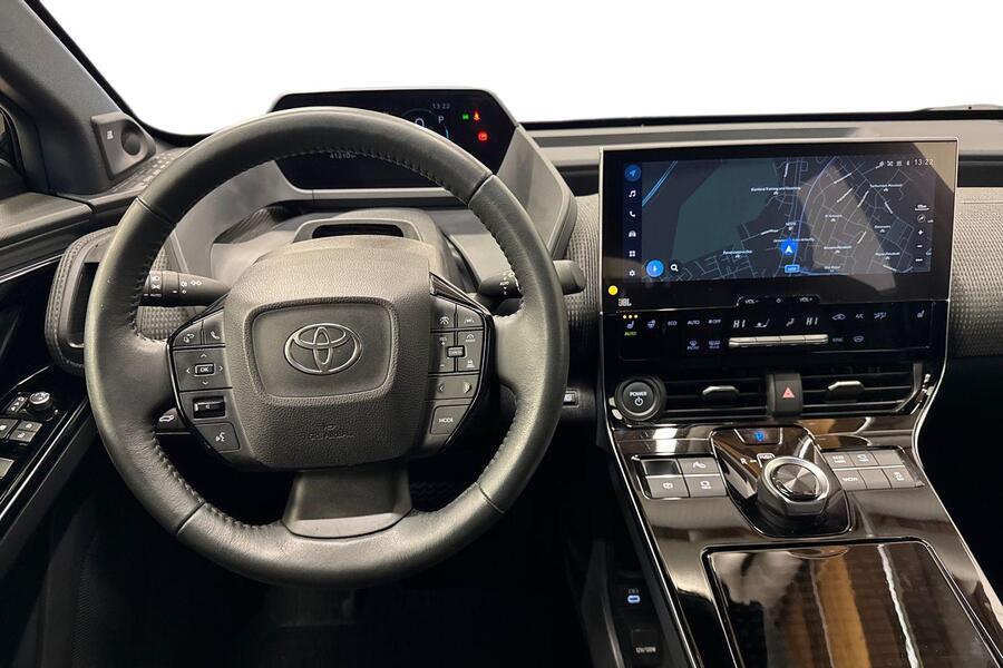 Toyota bZ4X vaihtoauto