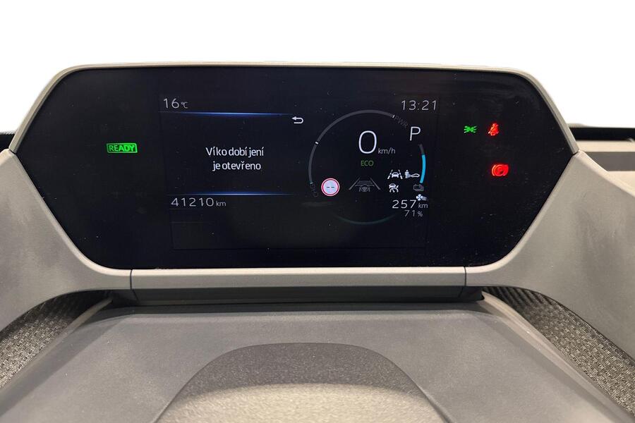 Toyota bZ4X vaihtoauto