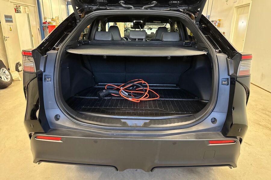 Toyota bZ4X vaihtoauto