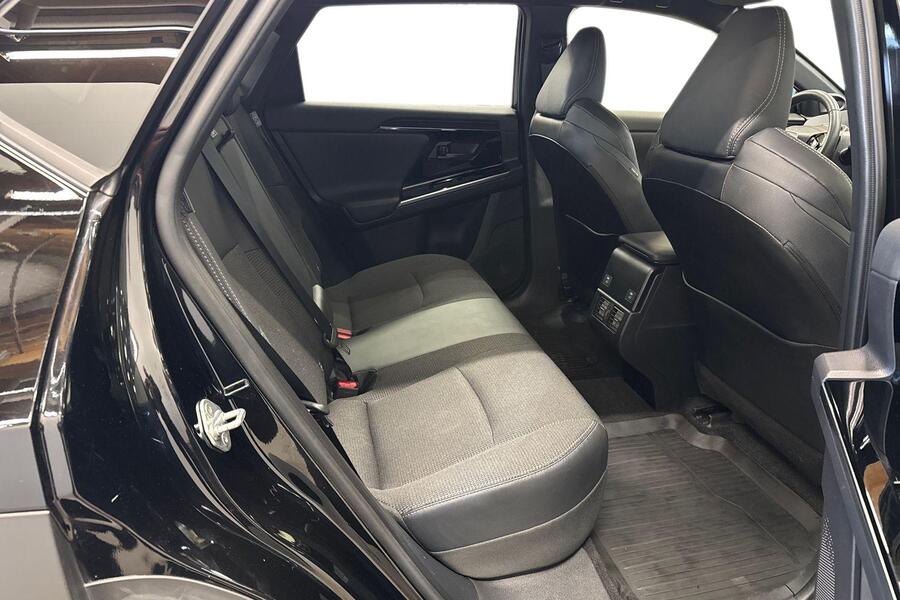 Toyota bZ4X vaihtoauto