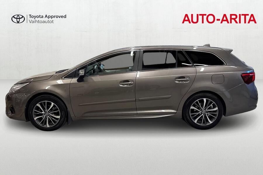 Toyota Avensis vaihtoauto