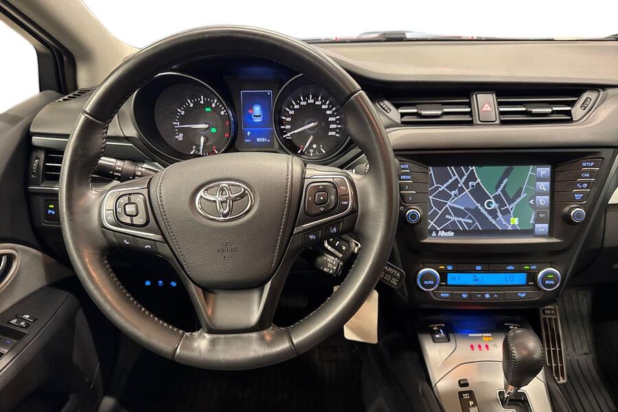 Toyota Avensis vaihtoauto