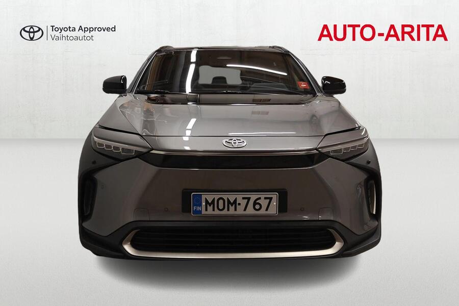 Toyota bZ4X vaihtoauto