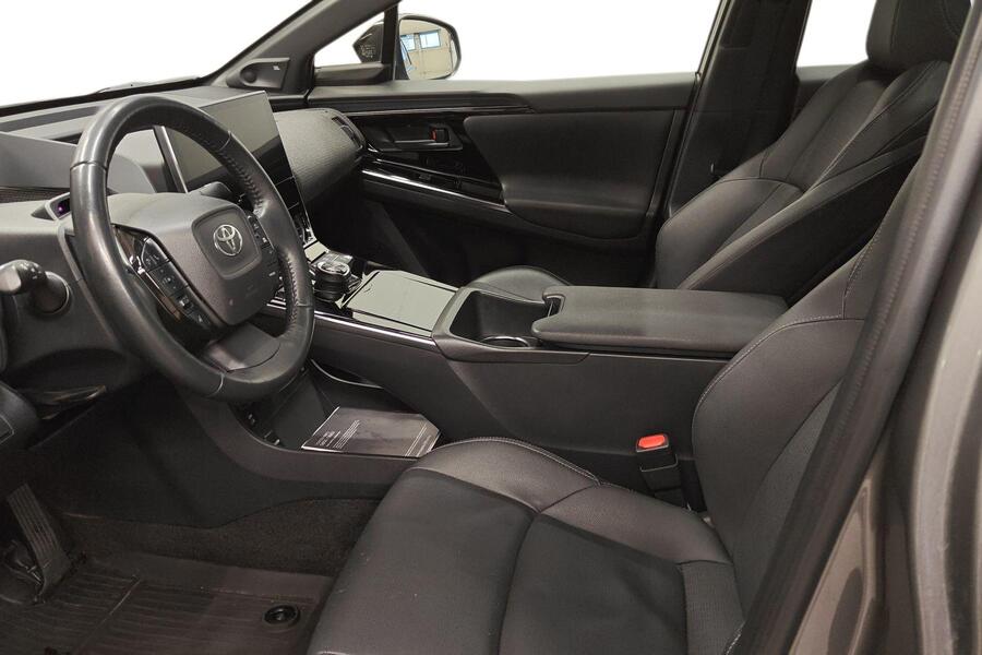 Toyota bZ4X vaihtoauto