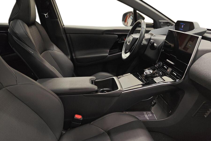 Toyota bZ4X vaihtoauto