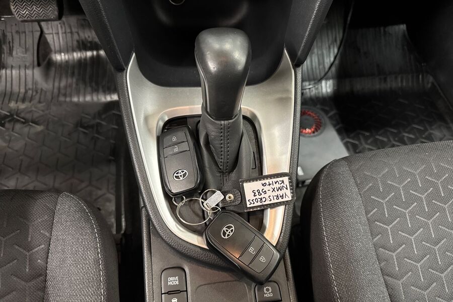 Toyota Yaris Cross vaihtoauto