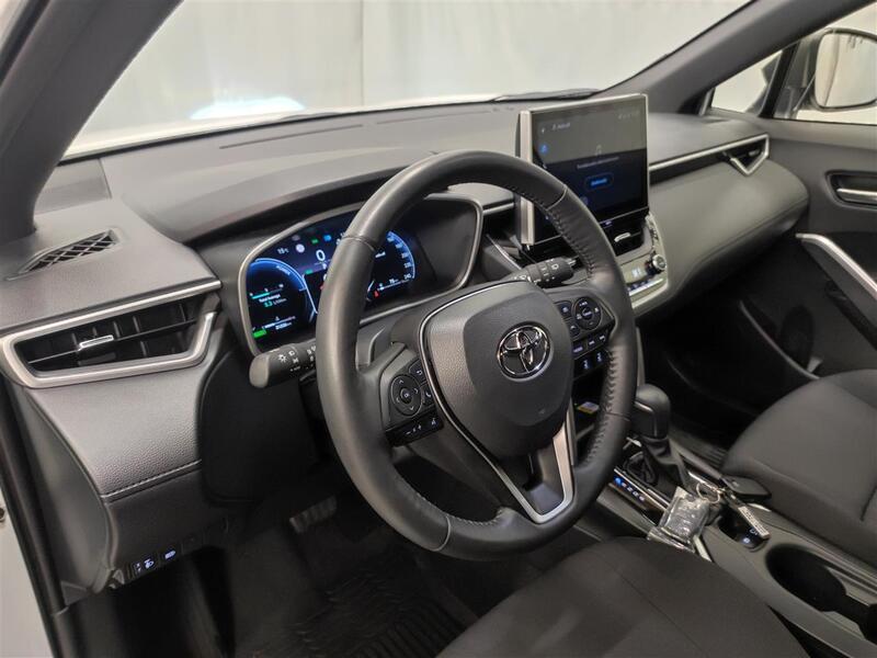 Toyota Corolla Cross vaihtoauto