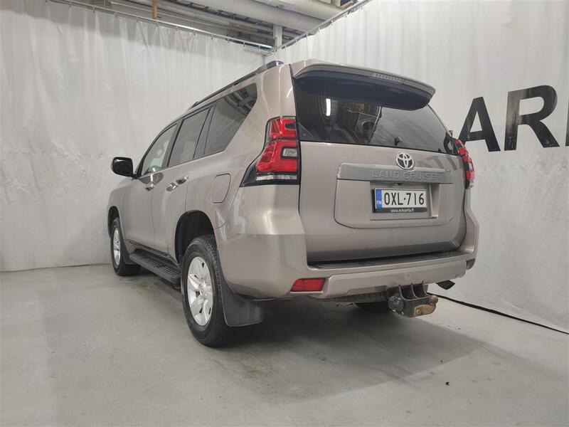 Toyota Land Cruiser vaihtoauto