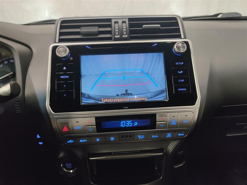 Toyota Land Cruiser vaihtoauto