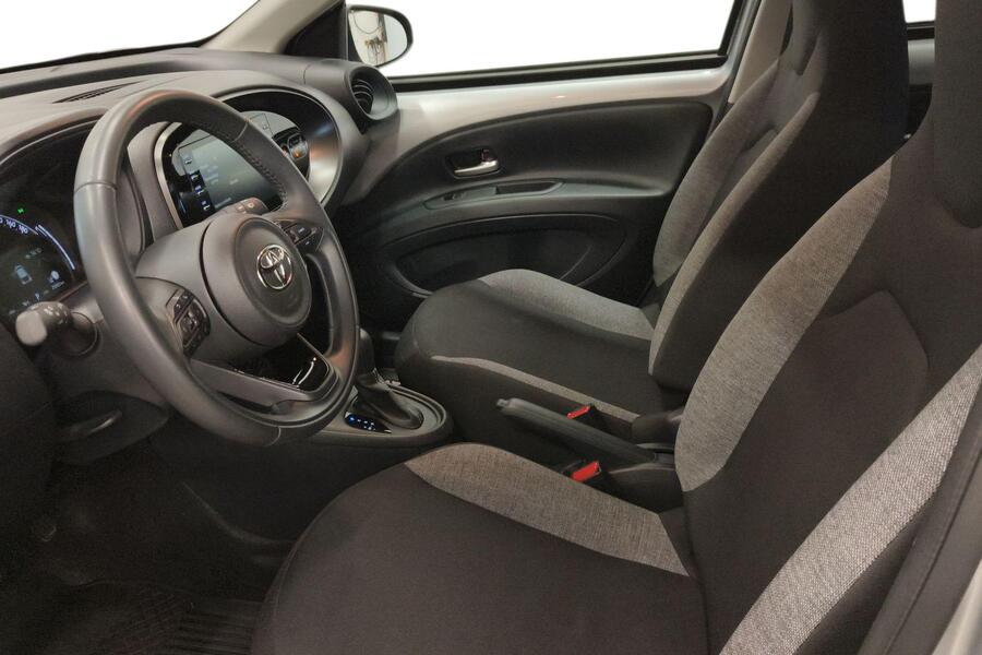 Toyota Aygo X vaihtoauto