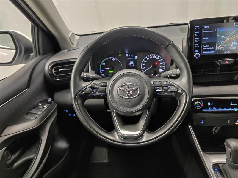 Toyota Yaris vaihtoauto