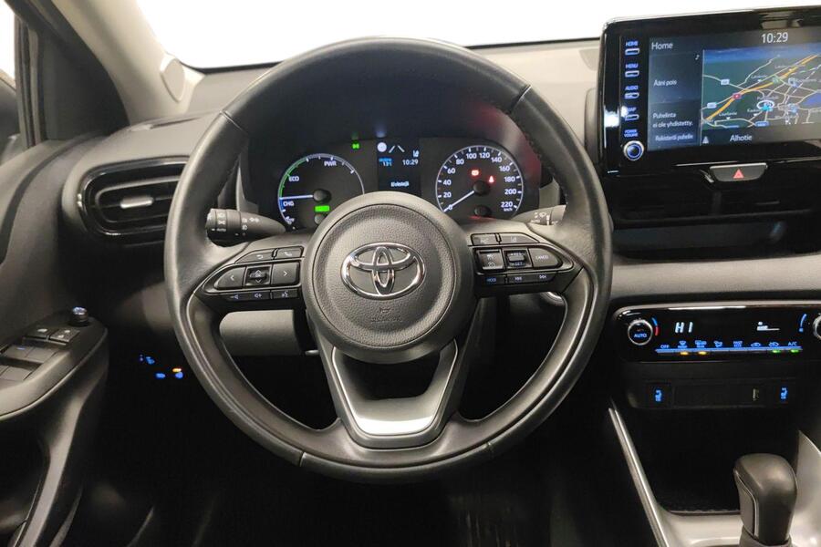 Toyota Yaris vaihtoauto