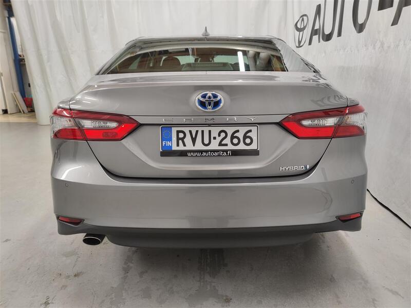 Toyota Camry vaihtoauto