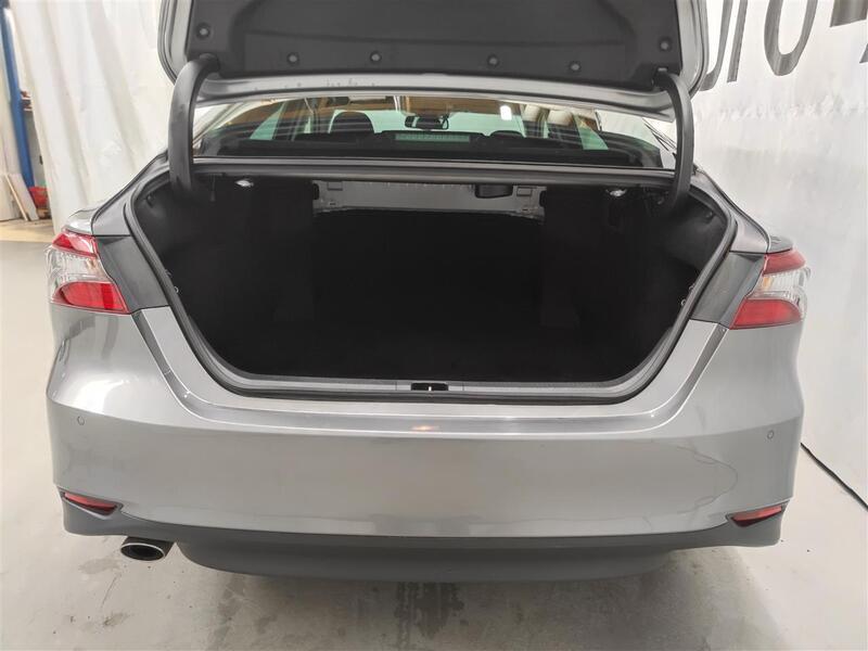 Toyota Camry vaihtoauto