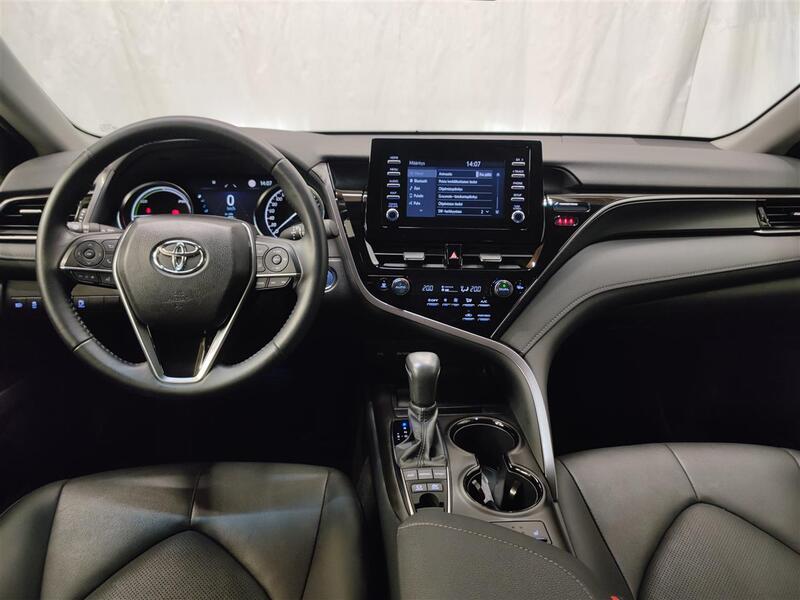 Toyota Camry vaihtoauto