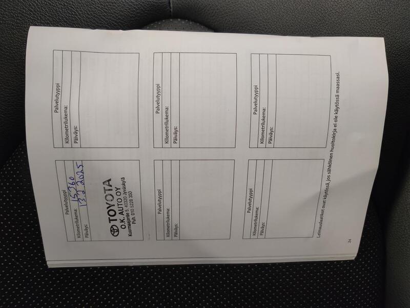 Toyota Camry vaihtoauto