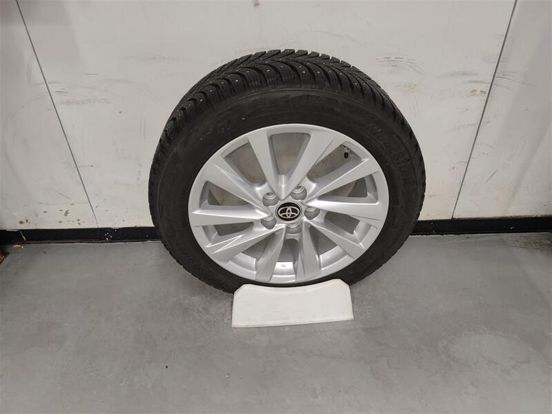 Toyota Camry vaihtoauto