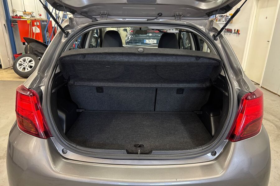 Toyota Yaris vaihtoauto