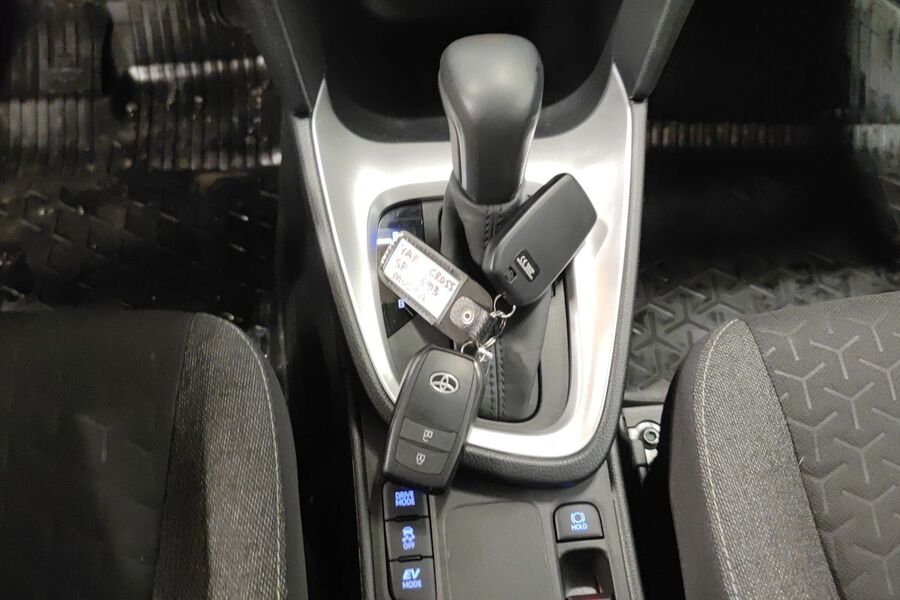 Toyota Yaris Cross vaihtoauto