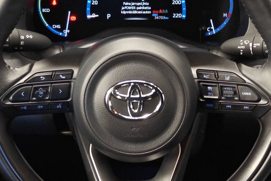 Toyota Yaris Cross vaihtoauto