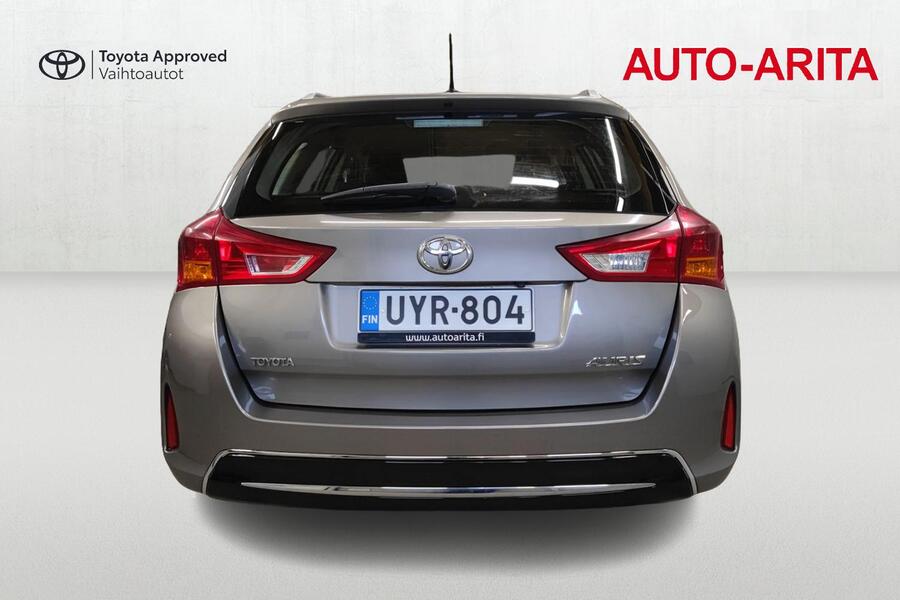 Toyota Auris vaihtoauto