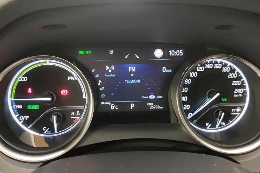 Toyota Camry vaihtoauto