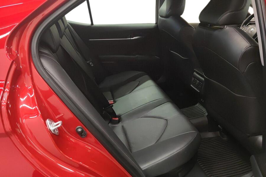 Toyota Camry vaihtoauto