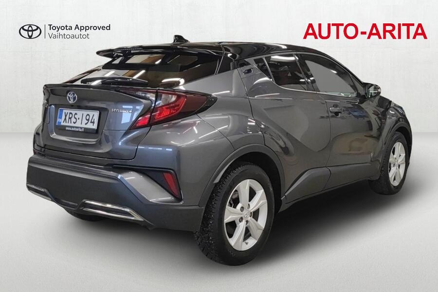 Toyota C-HR vaihtoauto