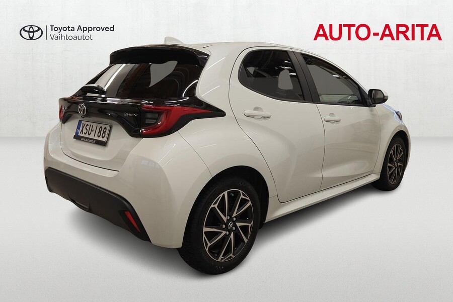 Toyota Yaris vaihtoauto