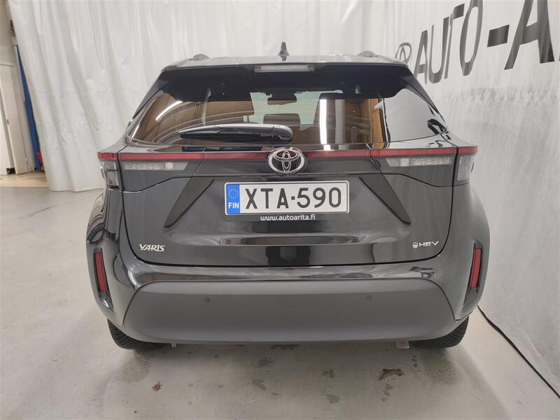 Toyota Yaris Cross vaihtoauto