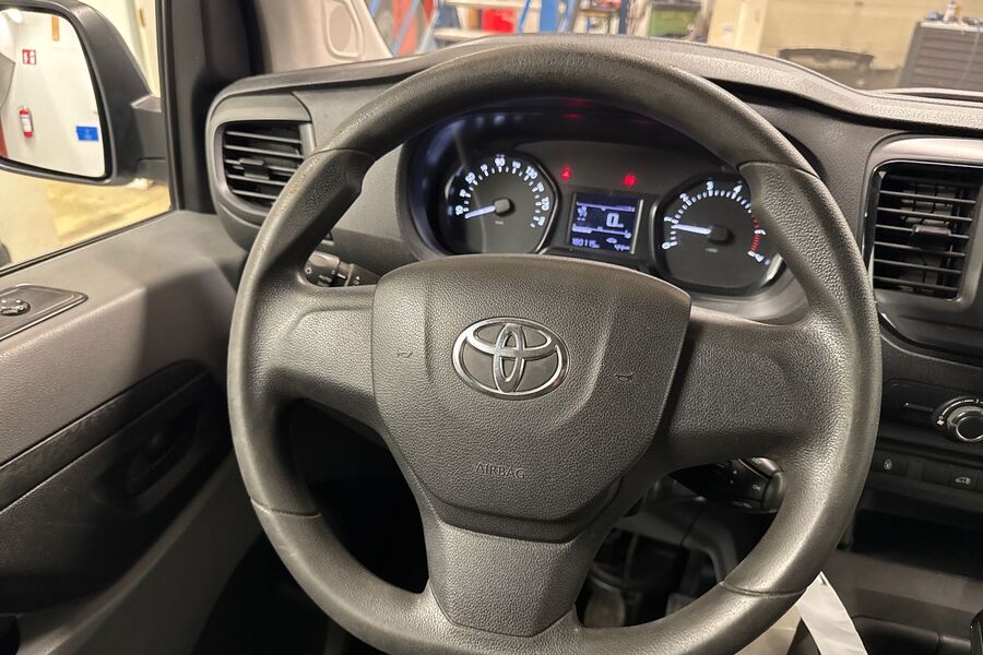 Toyota Proace vaihtoauto