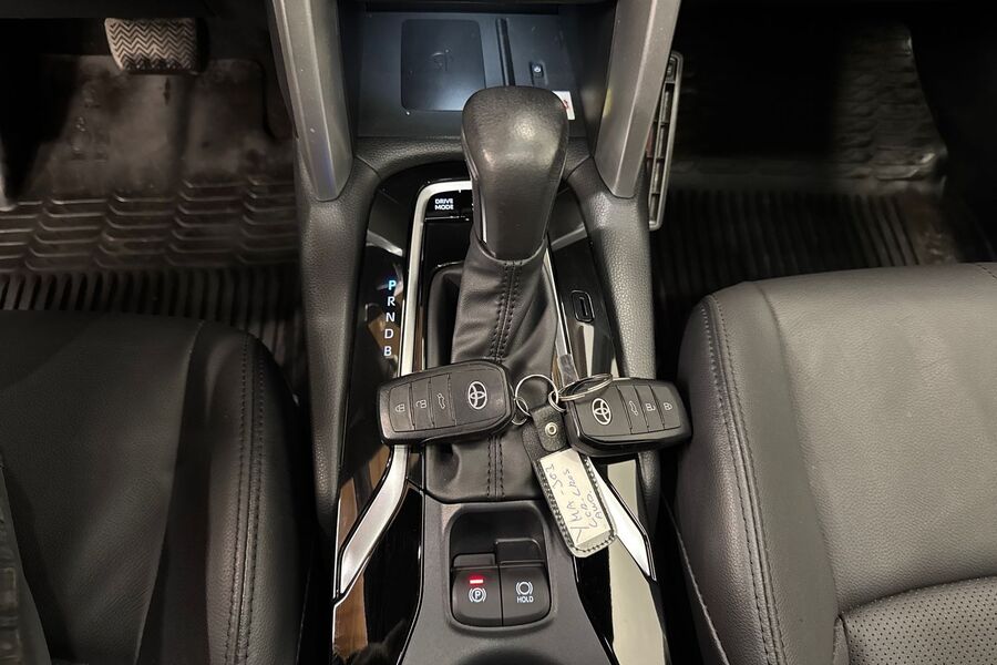 Toyota Corolla Cross vaihtoauto