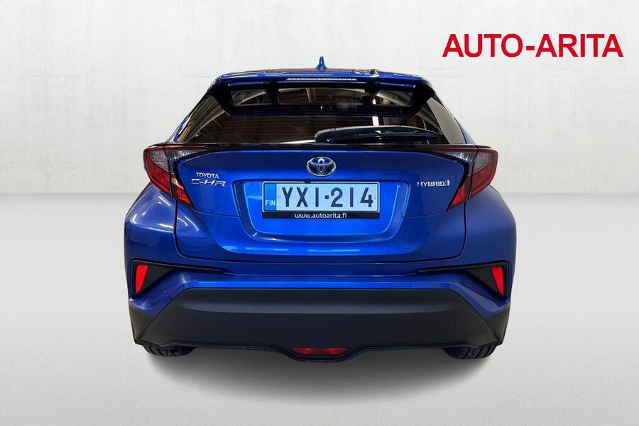 Toyota C-HR vaihtoauto