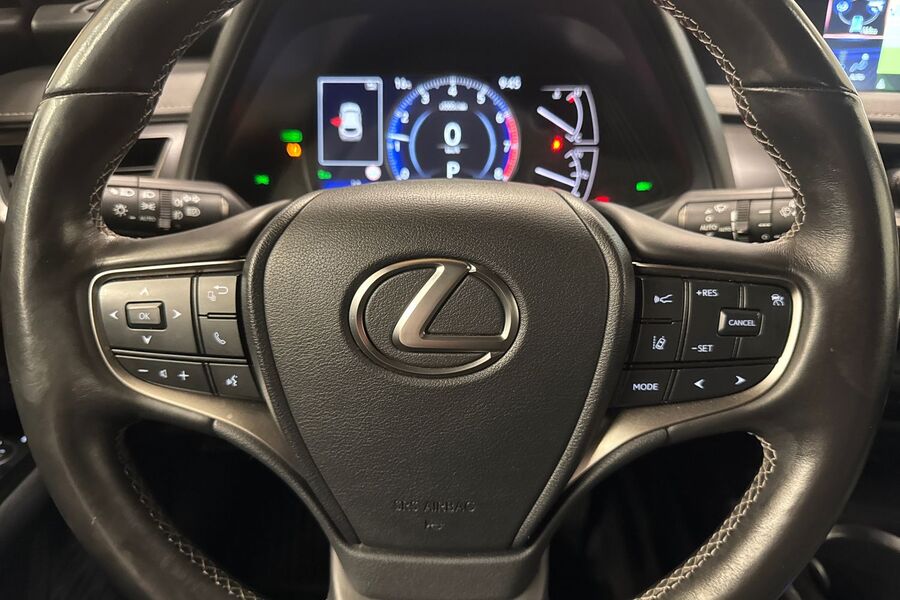 Lexus UX vaihtoauto