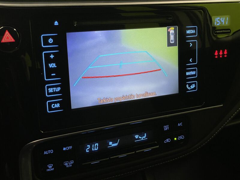 Toyota Auris vaihtoauto