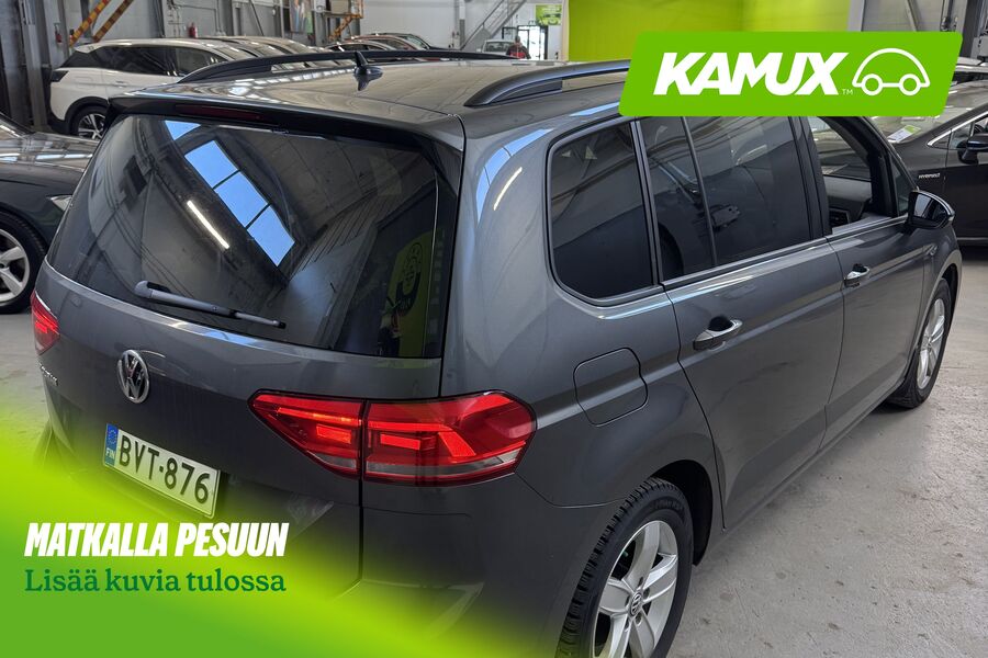 Volkswagen Touran vaihtoauto