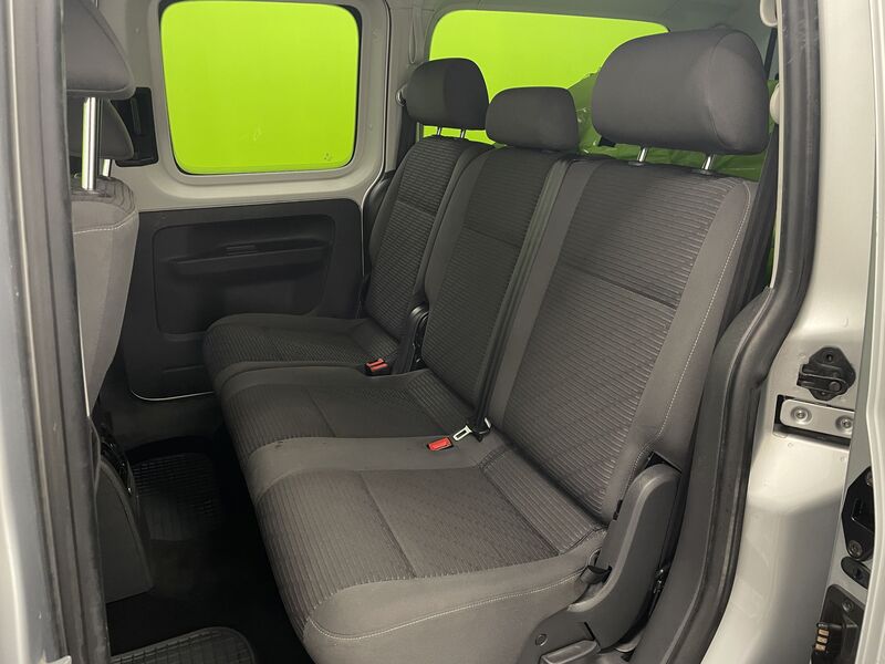 Volkswagen Caddy Maxi vaihtoauto