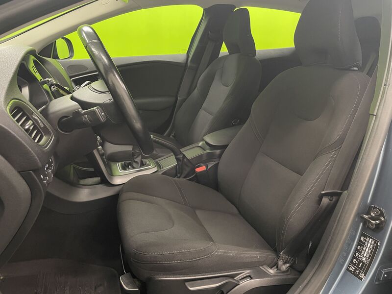 Volvo V40 vaihtoauto