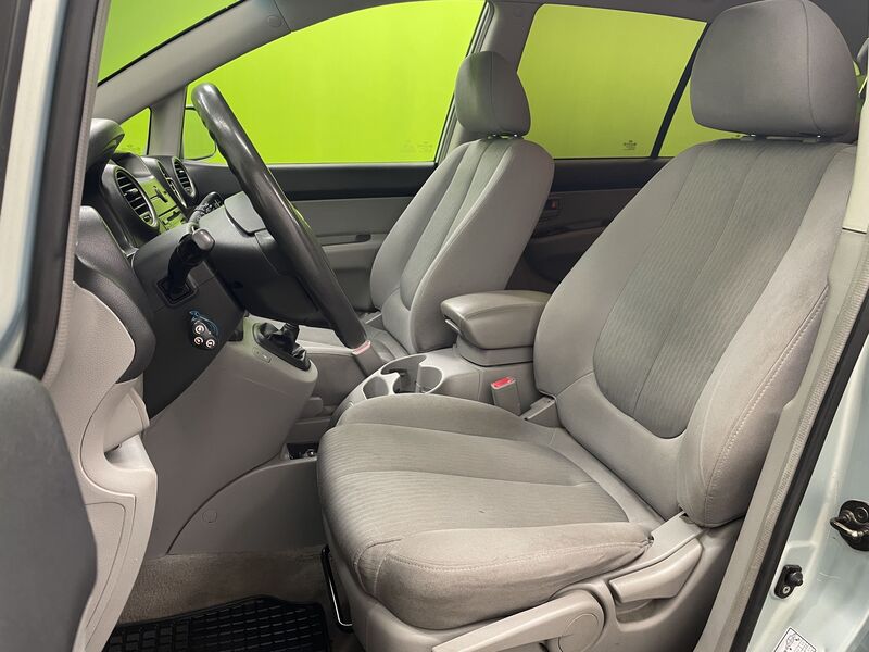 Kia Carens vaihtoauto