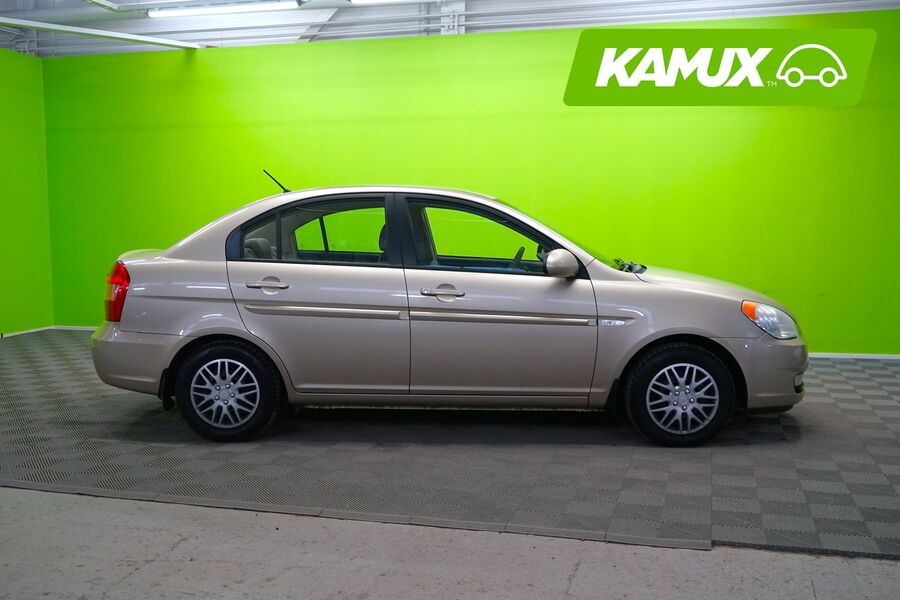 Hyundai Accent vaihtoauto