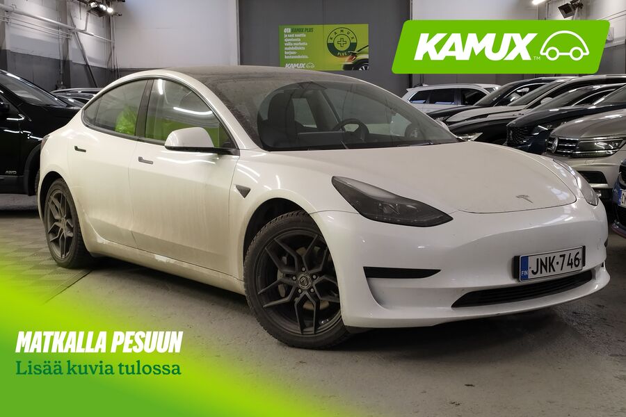 Tesla Model 3 vaihtoauto