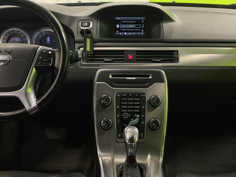 Volvo V70 vaihtoauto