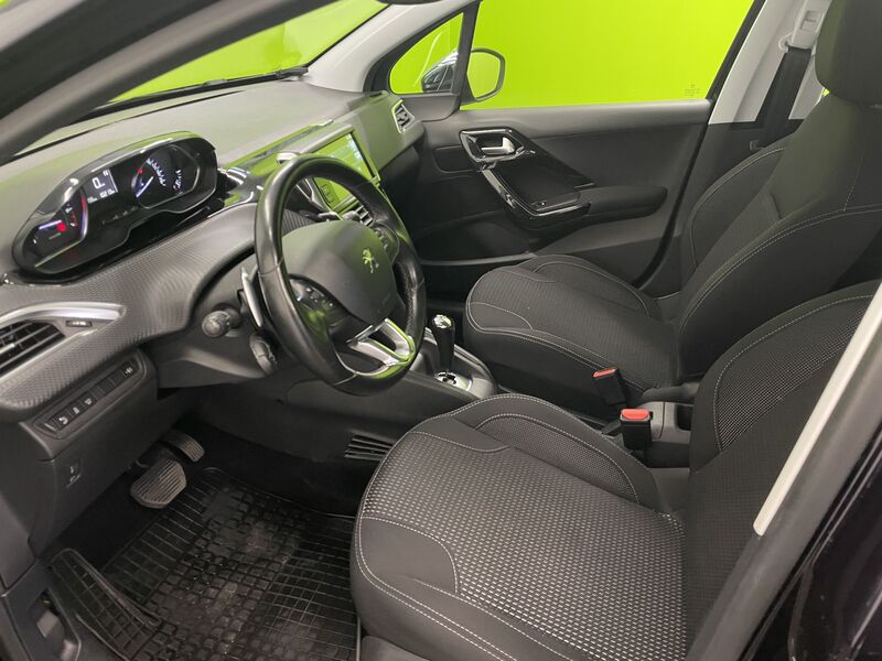 Peugeot 208 vaihtoauto