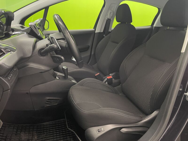 Peugeot 208 vaihtoauto