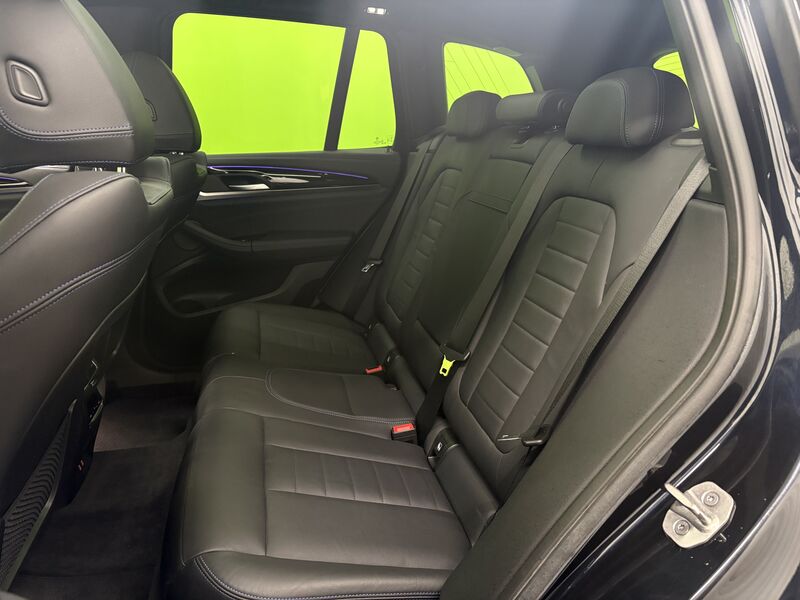 BMW iX3 vaihtoauto