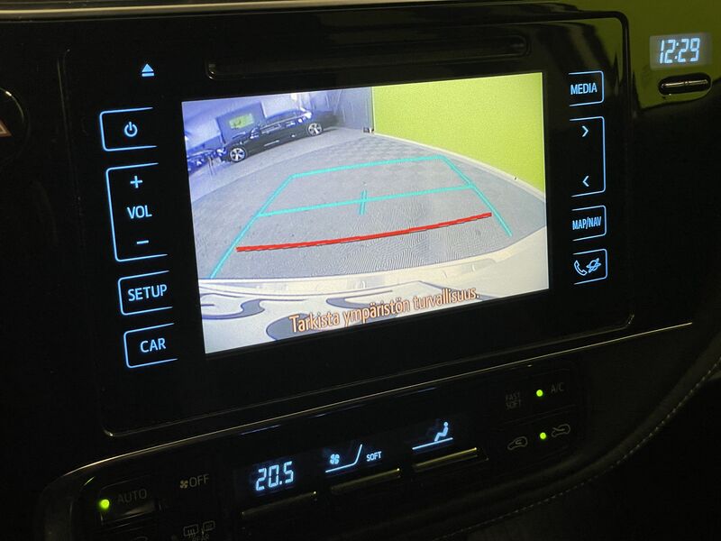 Toyota Auris vaihtoauto