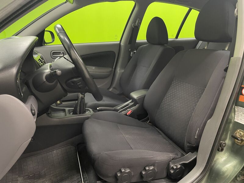 Nissan Almera vaihtoauto