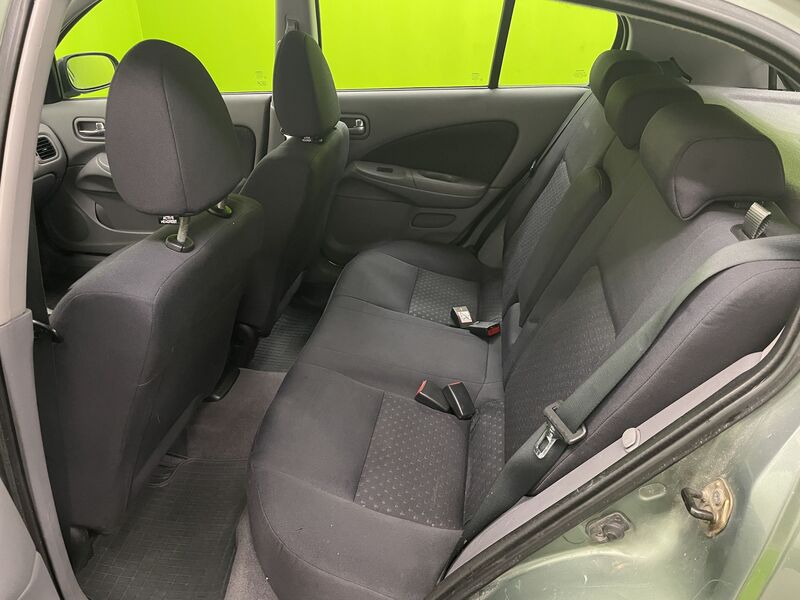 Nissan Almera vaihtoauto