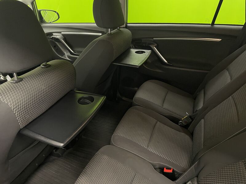 Toyota Verso vaihtoauto