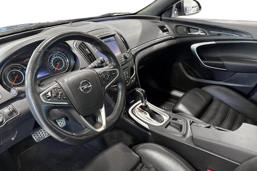 Opel Insignia vaihtoauto